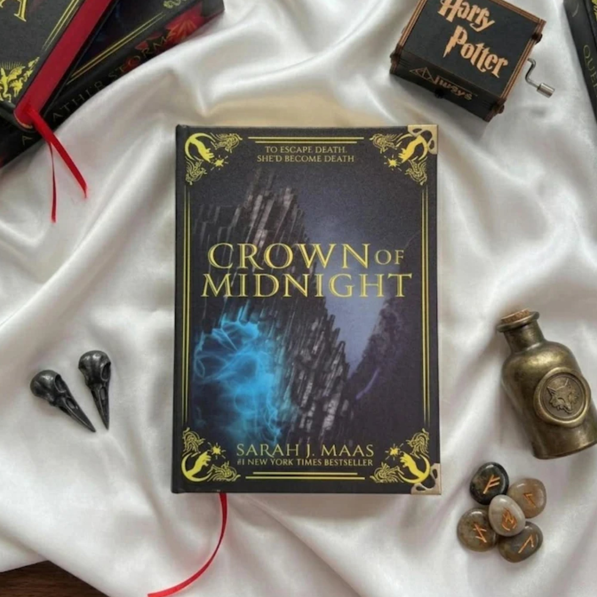 Throne of Glass Series – Sarah J. Maas Hardcover Fantasy Novels with Magic, Adventure & Epic Battles