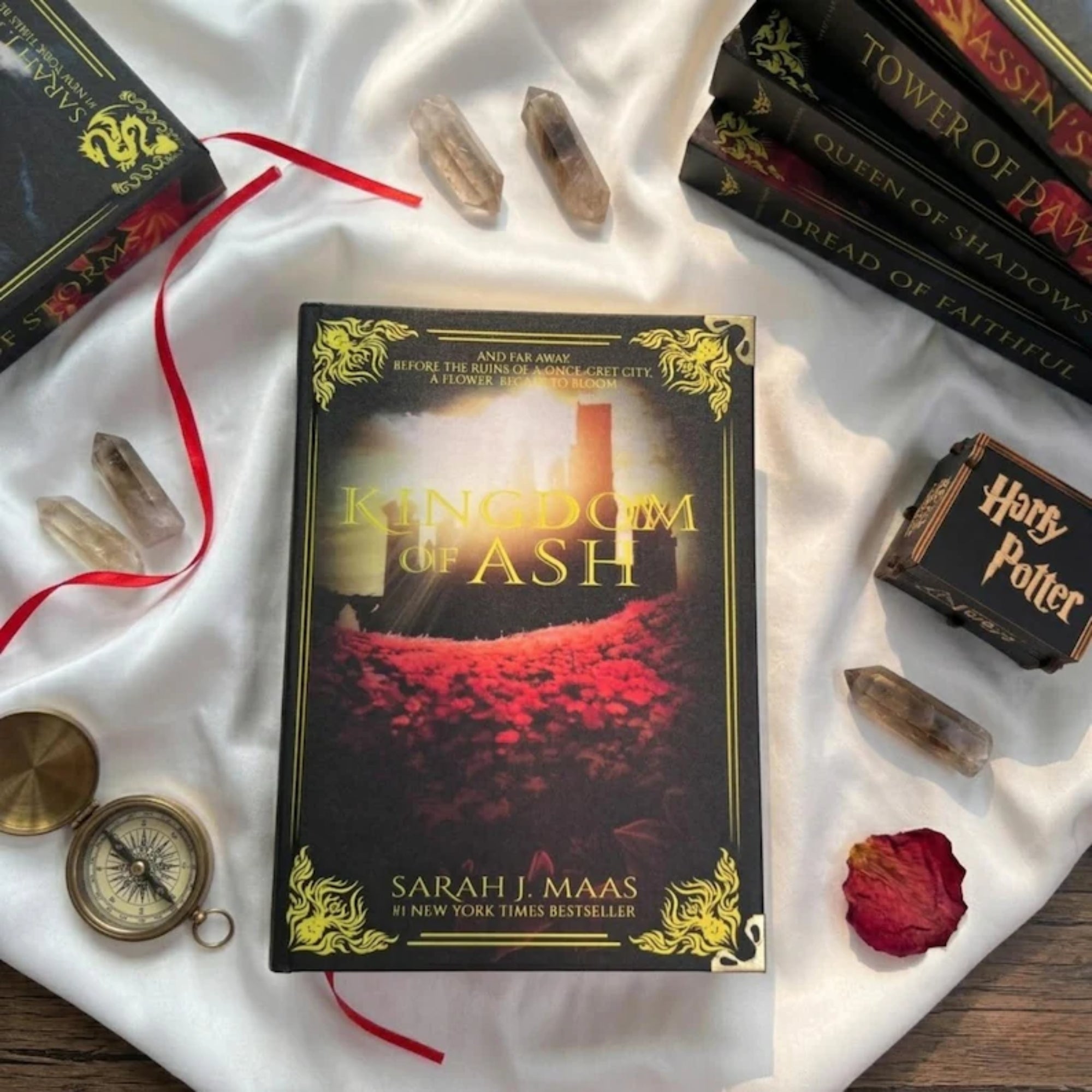 Throne of Glass Series – Sarah J. Maas Hardcover Fantasy Novels with Magic, Adventure & Epic Battles